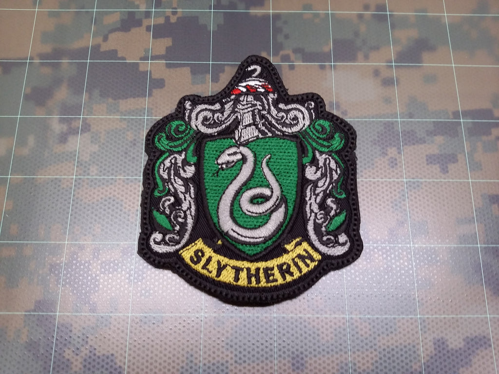 Harry Potter's Slytherin Crest Embroidered Patch – SDS Threads